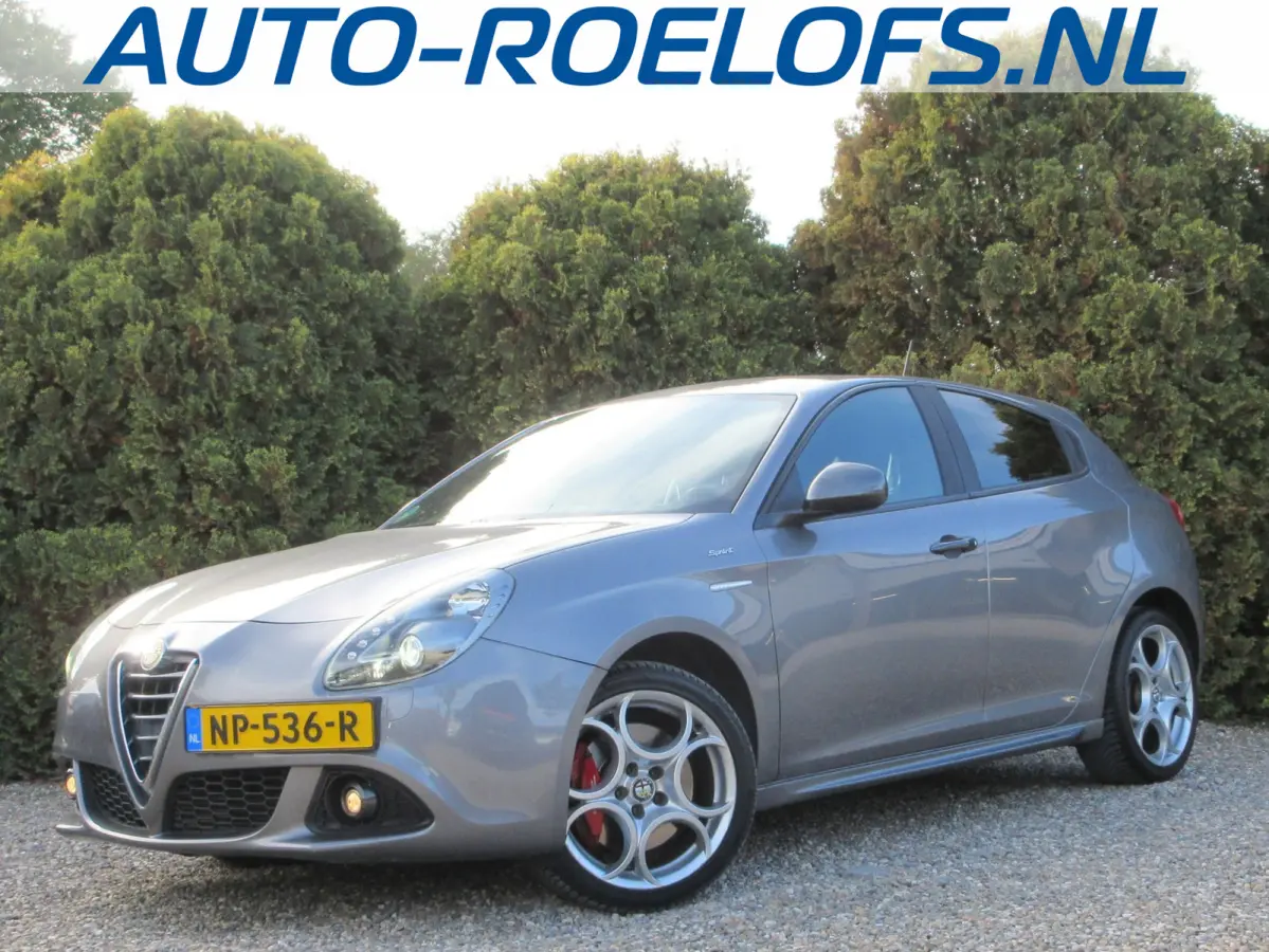 Alfa Romeo Giulietta 2016 Benzine Handgeschakeld leasen