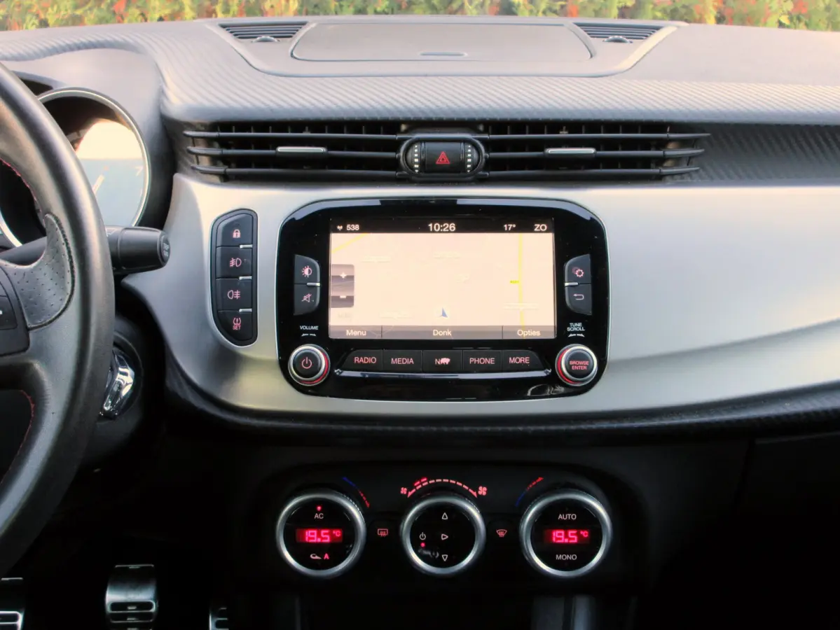1.4 Turbo MultiAir Super * Navi * Kuipstoelen *
