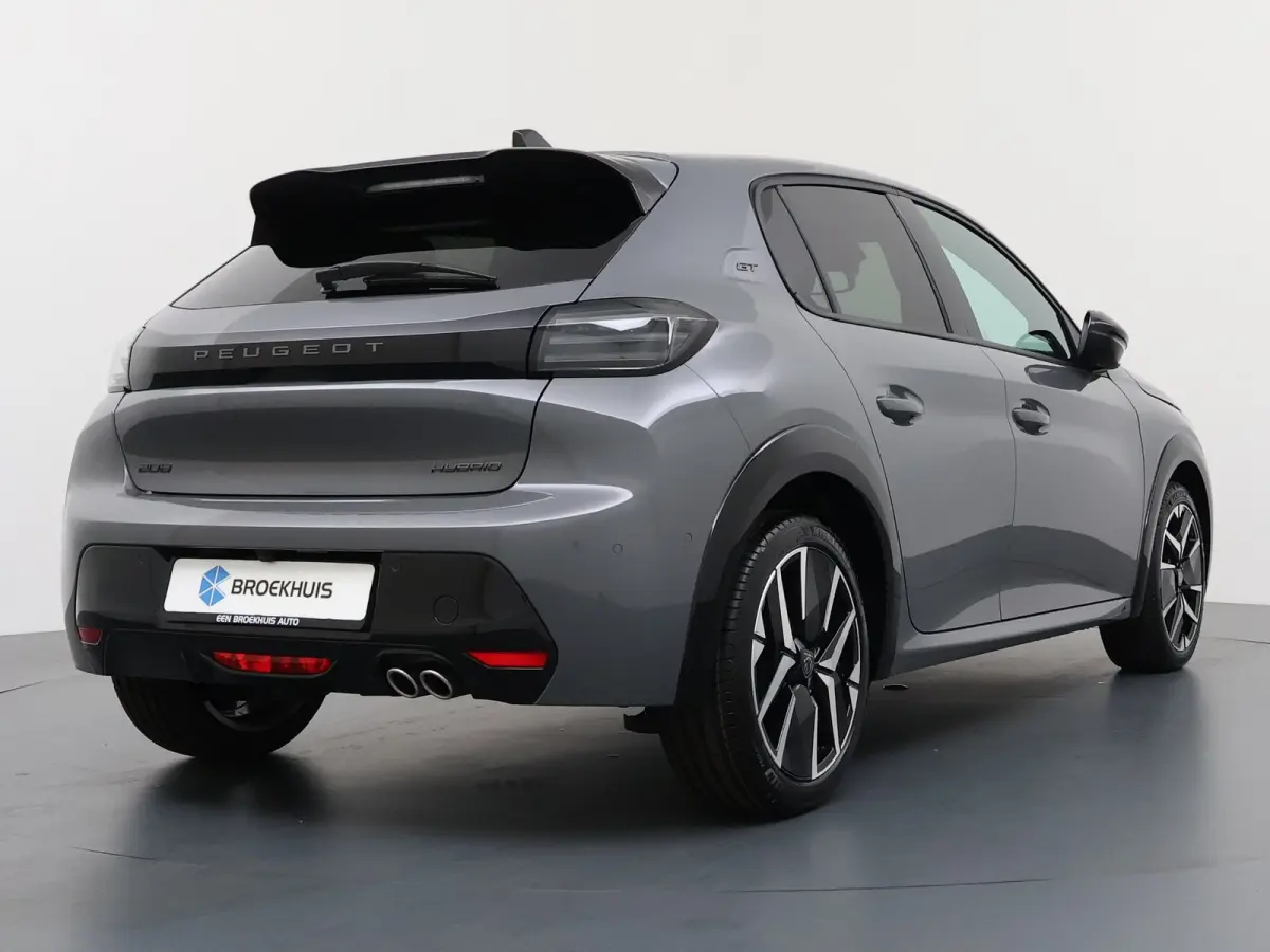 | Demo Deal | GT, | 10" touchscreen met DAB+ radio en Wireless Mirror Screen (Apple CarPlay / Android Auto ) | 17’’ lichtmetalen velgen ‘YANAKA’, afgewerkt in zwart Orbital met glanz