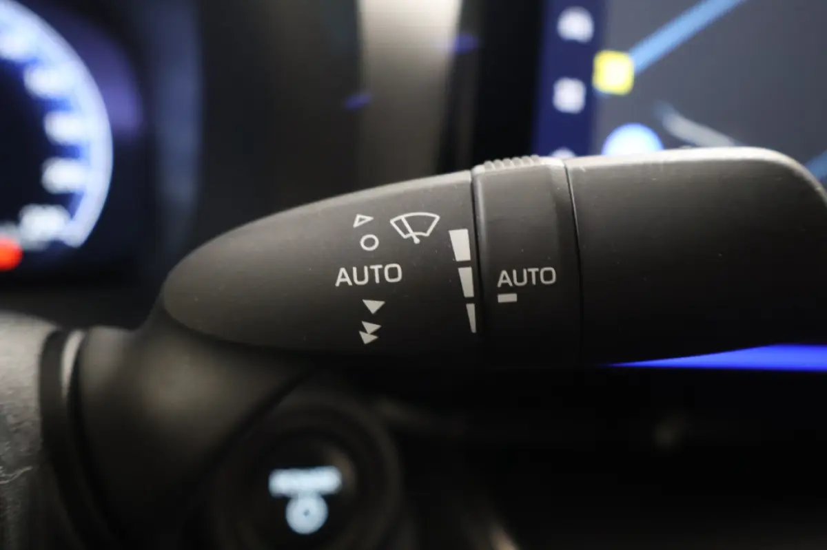 1.8 Hybrid 140 Executive