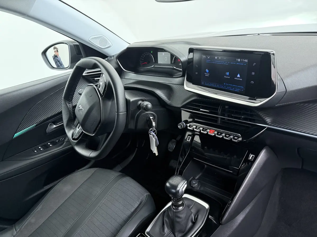 1.2 130PK Allure Pack | Achteruitrijcamera | Airco (automatisch) | Apple Carplay/Android Auto