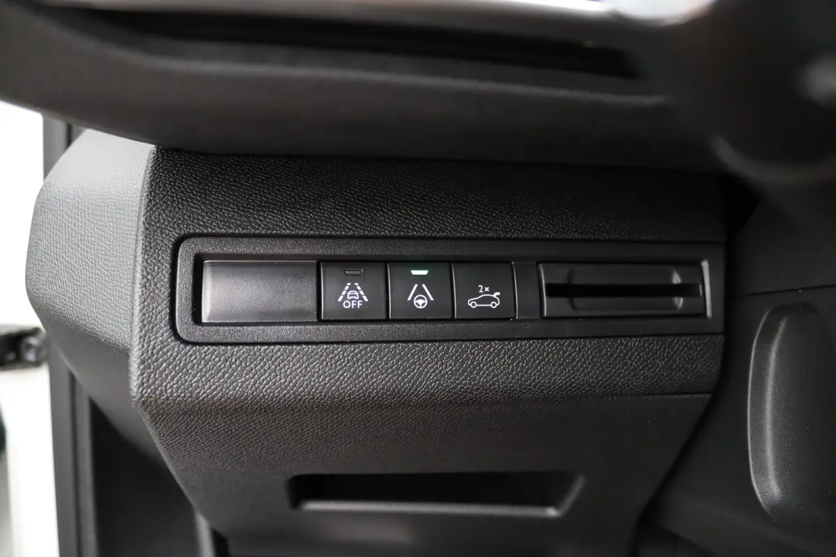 1.6 PureTech GT Pack Business Automaat | 2 stoelen op derde rij | Airco (automatisch) | Apple Carplay/Android Auto|telefoonintegratie premium
