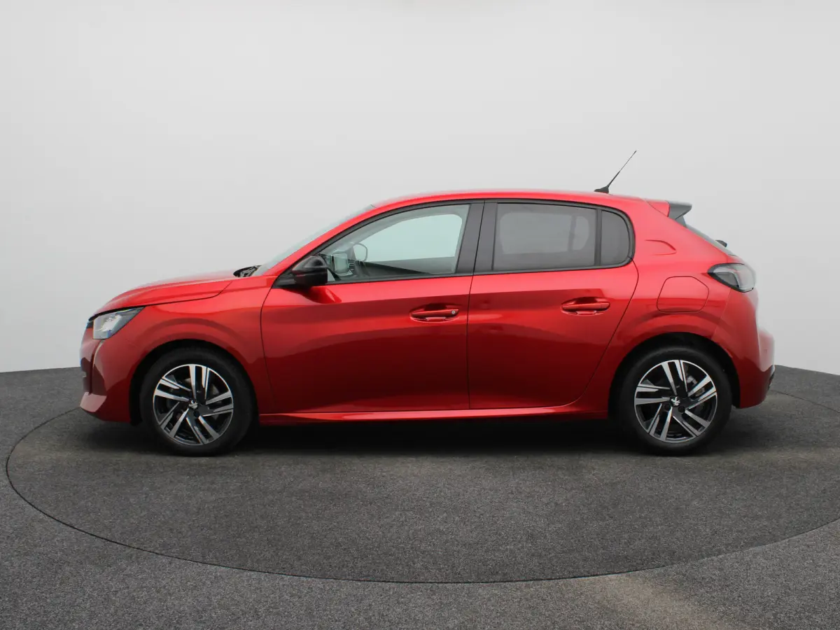 1.2 PureTech Allure Parkeersensoren | Climate Control | Cruise Control | 16' Lichtmetalen Velgen | Apple Carplay/Android Auto