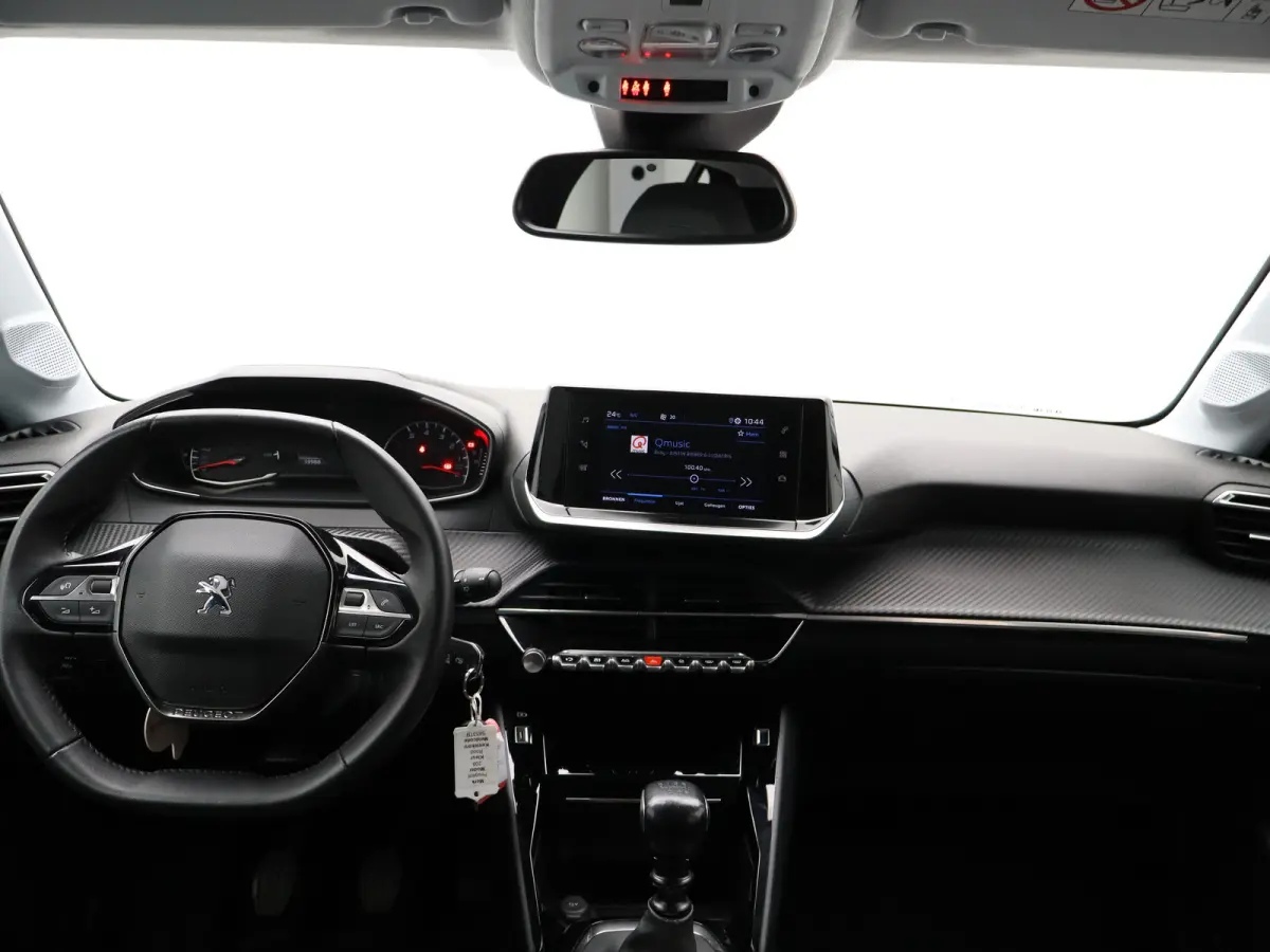 1.2 PureTech Allure Parkeersensoren | Climate Control | Cruise Control | 16' Lichtmetalen Velgen | Apple Carplay/Android Auto