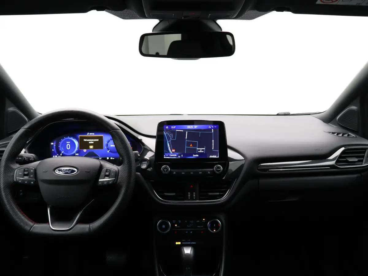 1.0 EcoBoost ST-Line Winter Pakket | Achteruitrijcamera | Apple Carplay/Android Auto | Parkeersenoren | Navigatie | 17" Lichtmetalen Velgen