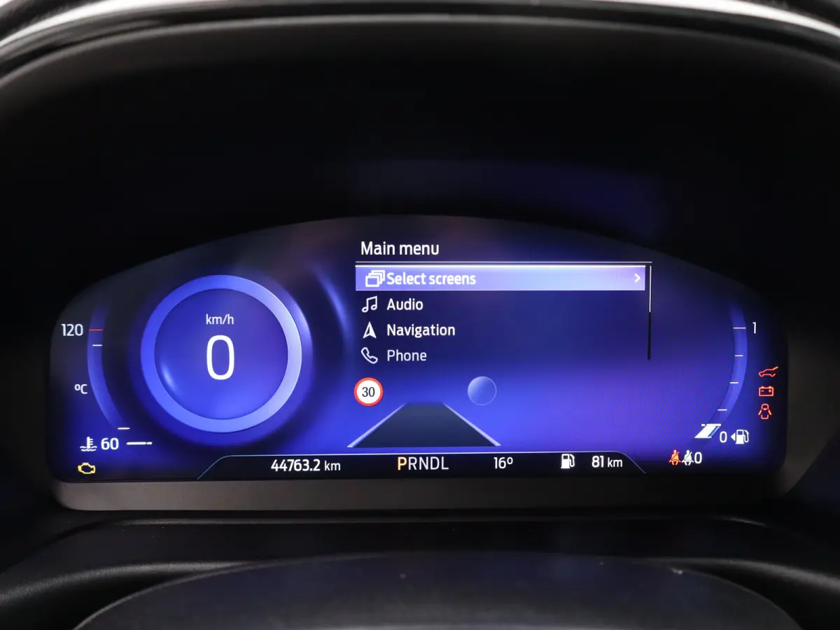 1.0 EcoBoost ST-Line Winter Pakket | Achteruitrijcamera | Apple Carplay/Android Auto | Parkeersenoren | Navigatie | 17" Lichtmetalen Velgen
