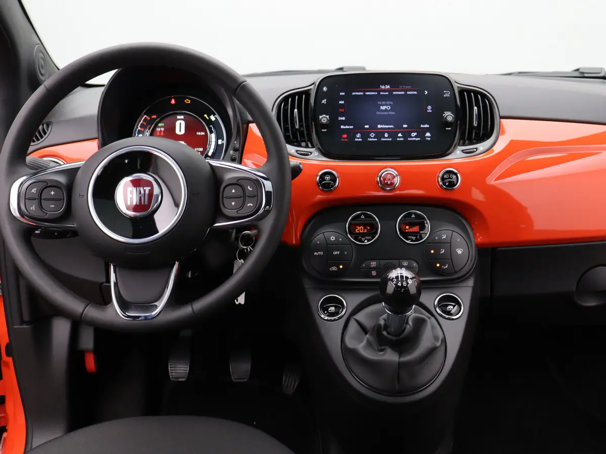 1.0 Hybrid Dolcevita | Airco | Panoramadak | Apple Carplay/Android Auto