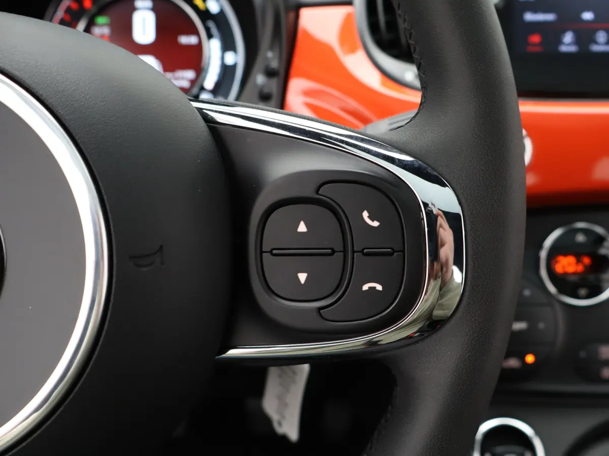 1.0 Hybrid Dolcevita | Airco | Panoramadak | Apple Carplay/Android Auto
