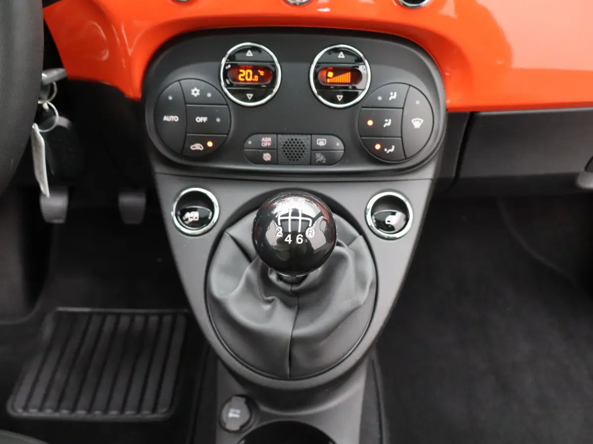 1.0 Hybrid Dolcevita | Airco | Panoramadak | Apple Carplay/Android Auto