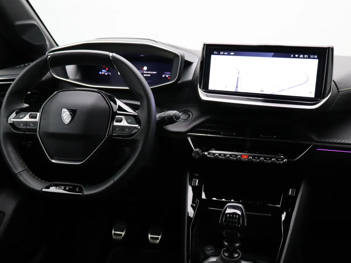 1.2 PureTech 100 GT Navi | Camera | Carplay | 17'' LMV| Cruise | Clima | PDC V+A |