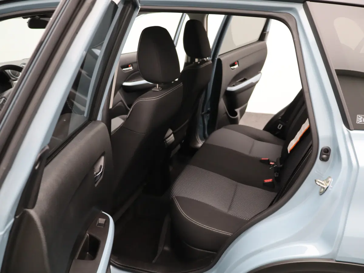 1.5 Hybrid Select | Automaat | Adaptieve cruise | Clima | NAvi | Stoelverwarming | Camera | Carplay |