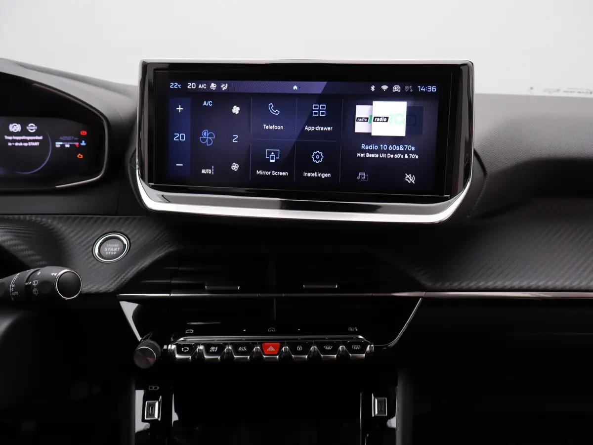 1.2 PureTech 100 Allure 1e Eigenaar | Parkeersenoren Voor en Achter | Camera | Climate Control | Apple Carplay/Android Auto | Cruise Control