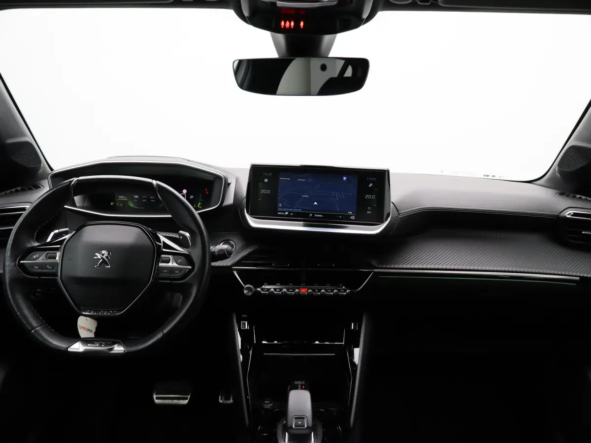 1.2 PureTech GT Pack Automaat | Cruise Control | Keyless | Camera | Climate Control | Appel Carplay/Android auto | 17" Lichtmetalen Velgen