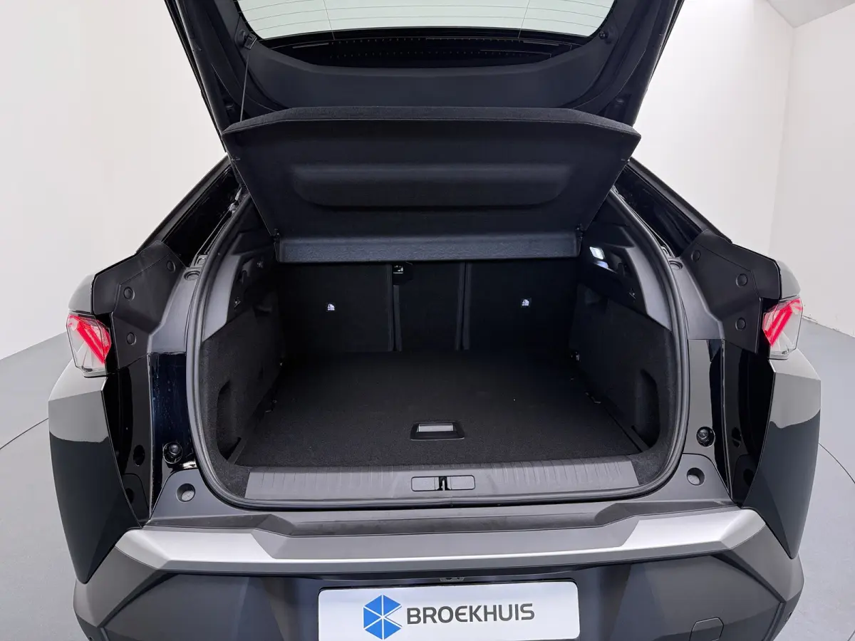 | Demo Deal | 1.2 Hybrid 145 GT | Dodehoek detectie | Keyless entry | Matrix LED koplampen