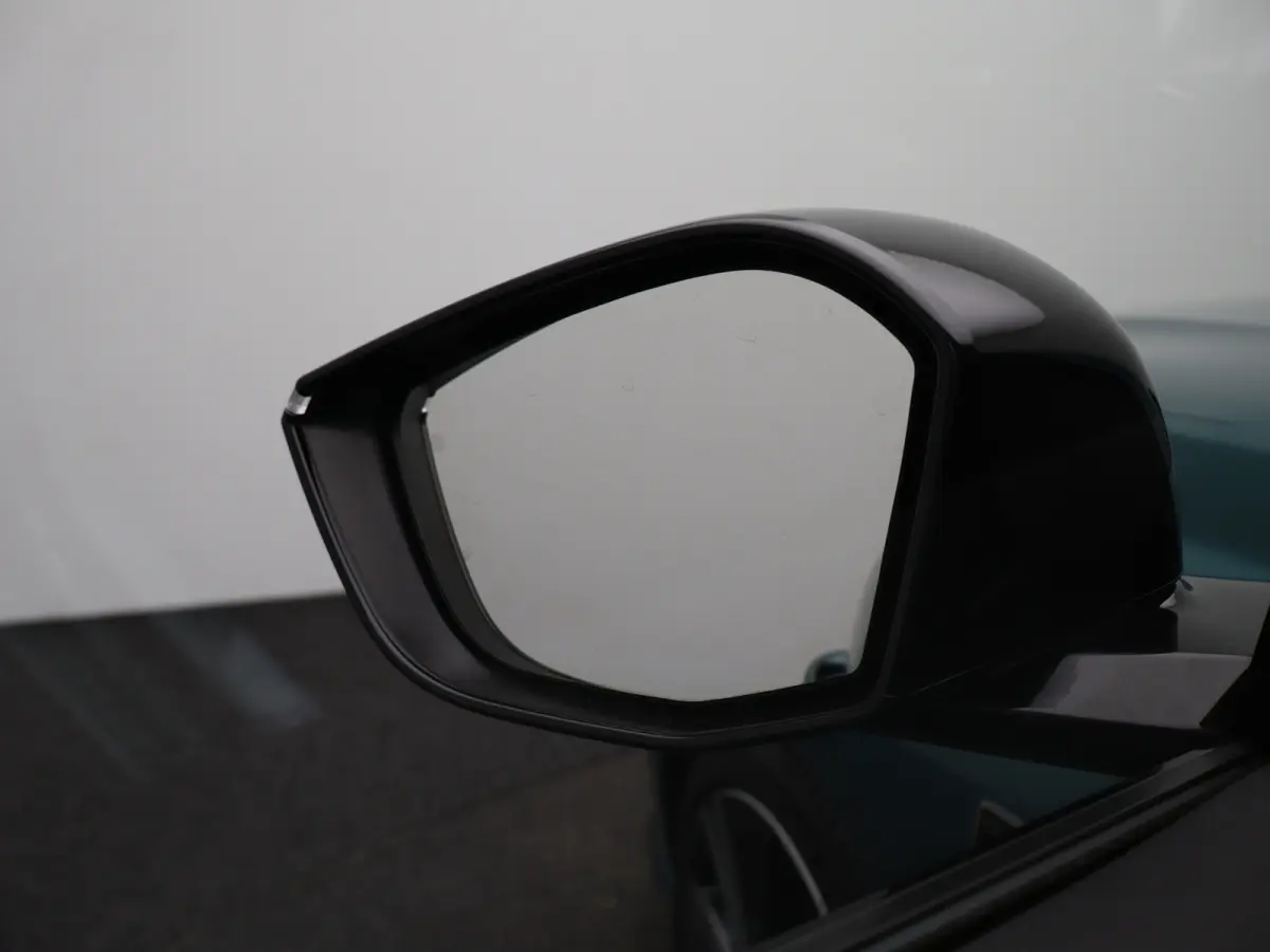 1.2 PureTech GT 360 Graden Camera | Elektrische Kofferklep | Dodehoekbewaking | Parkeersenoren Voor en Achter | Adaptive Cruise Control | Drive Assist | Elektrisch Verstelbare Stoelen met Ma