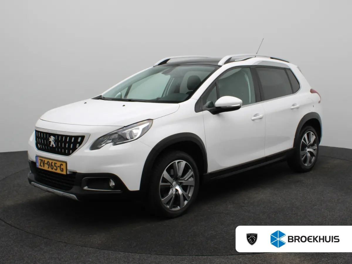1.2 PureTech Allure Panormadak | Parkeersenoren | Camera | Navigatie | Climat Control | Cruise Control | 17" Lichtmetalen Velgen