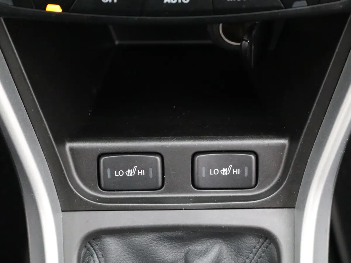 1.4 Boosterjet High Executive Stoelverwarming | Apple Carplay/Android Auto | Adaptieve Cruise Control | Navigatie | Camera | Parkeensenoren Voor en Achter