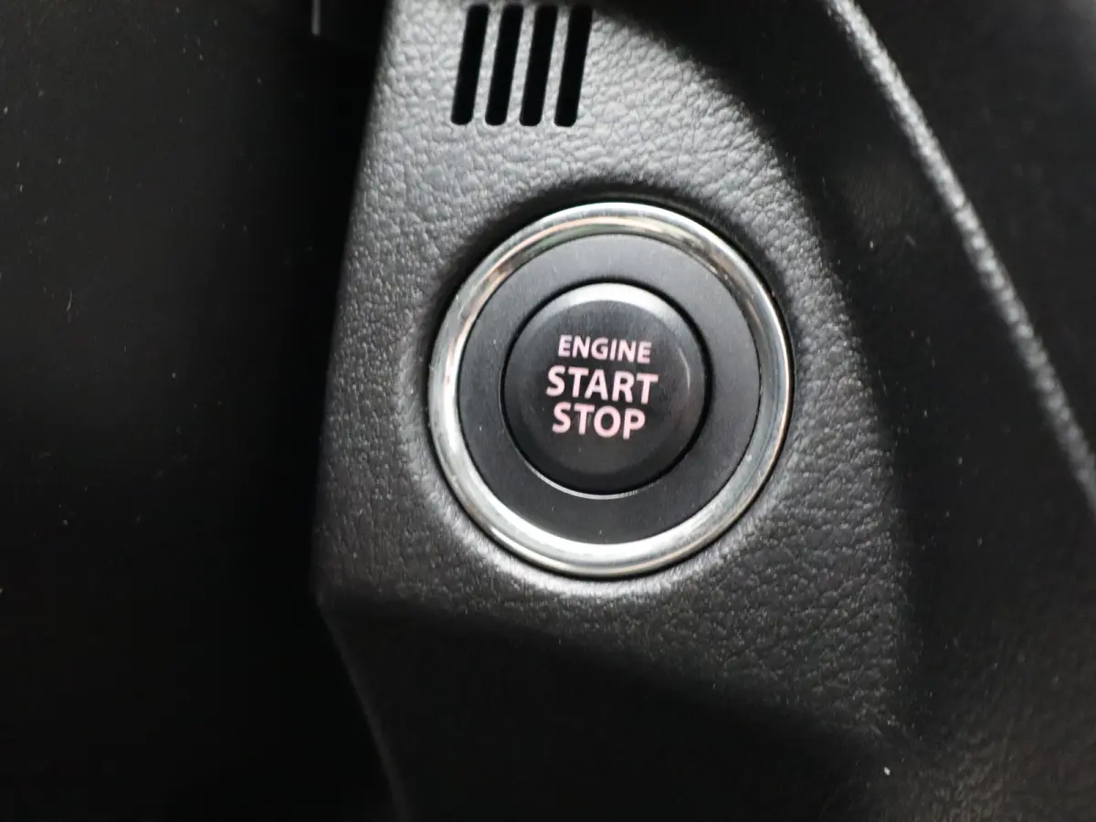 1.4 Boosterjet High Executive Stoelverwarming | Apple Carplay/Android Auto | Adaptieve Cruise Control | Navigatie | Camera | Parkeensenoren Voor en Achter