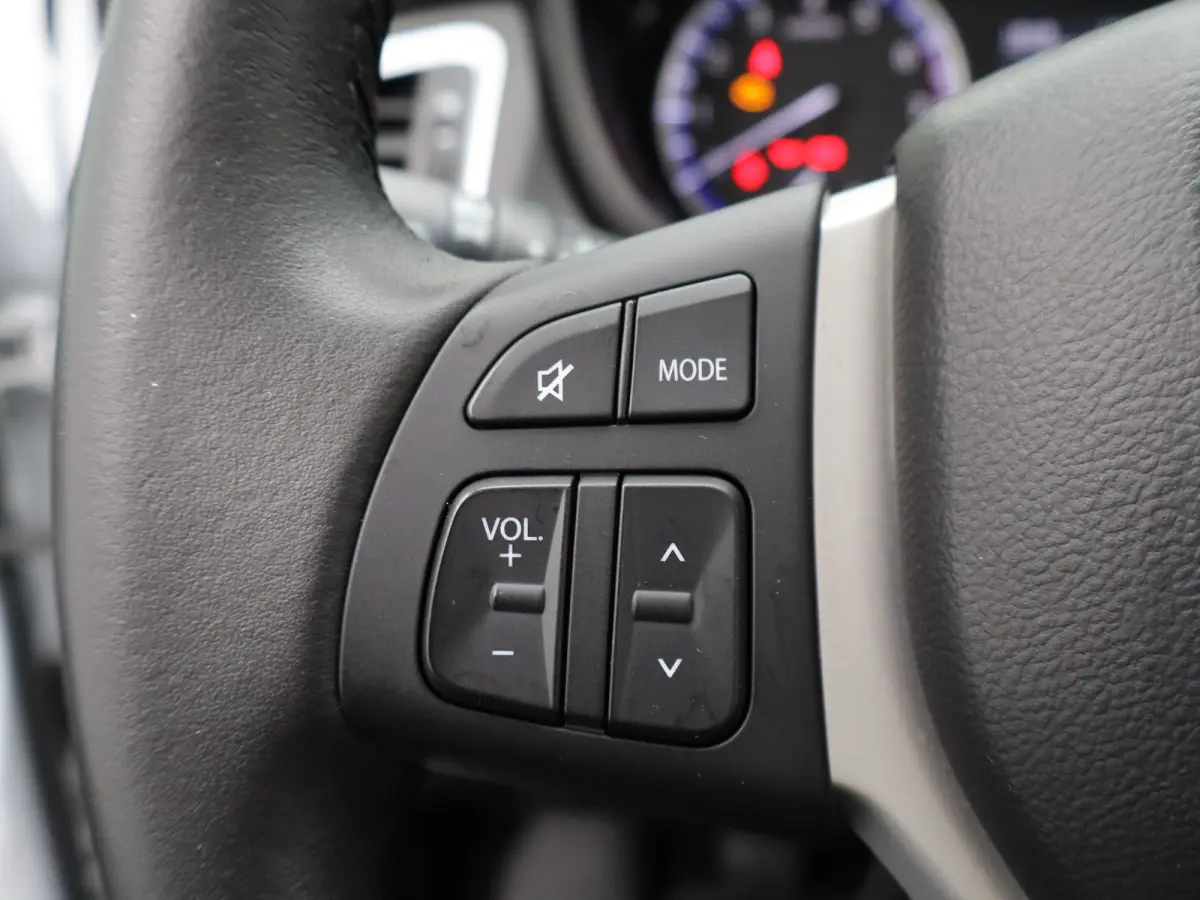 1.4 Boosterjet High Executive Stoelverwarming | Apple Carplay/Android Auto | Adaptieve Cruise Control | Navigatie | Camera | Parkeensenoren Voor en Achter