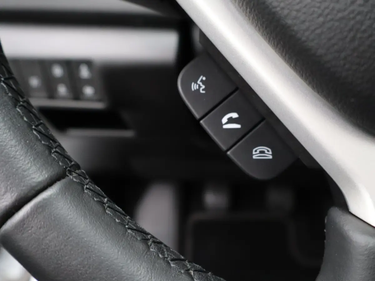 1.4 Boosterjet High Executive Stoelverwarming | Apple Carplay/Android Auto | Adaptieve Cruise Control | Navigatie | Camera | Parkeensenoren Voor en Achter