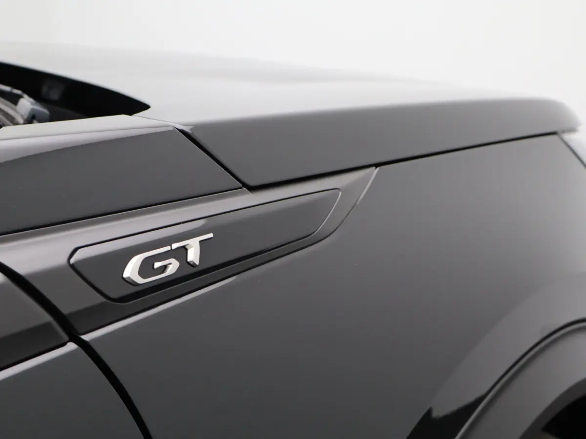 1.2 PureTech GT Pack | Automaat | Carplay | Camera | Pano dak | Alcantara | Keyless | PDC V+A | Navi |