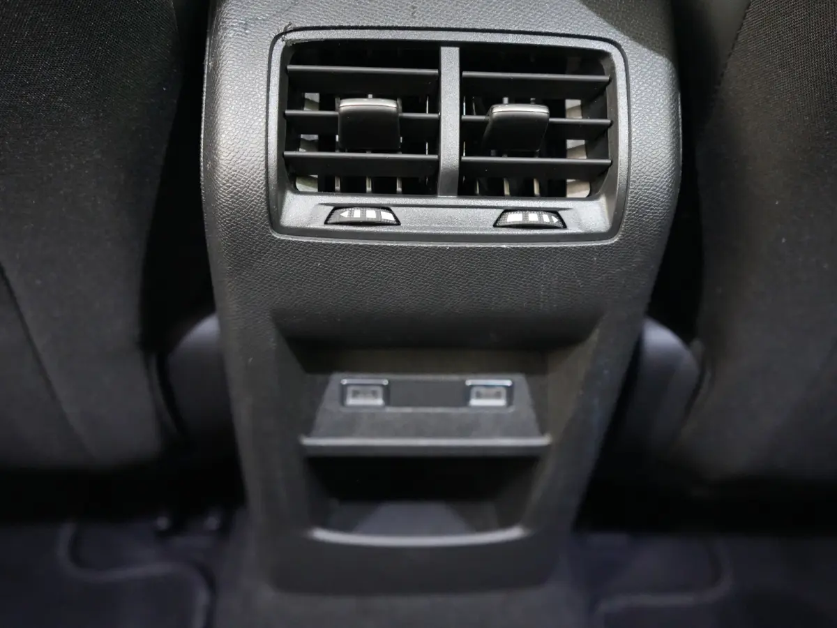 1.2 PureTech Allure | Achteruitrijcamera | Apple Carplay/Android Auto|telefoonintegratie premium | Cruise control adaptief