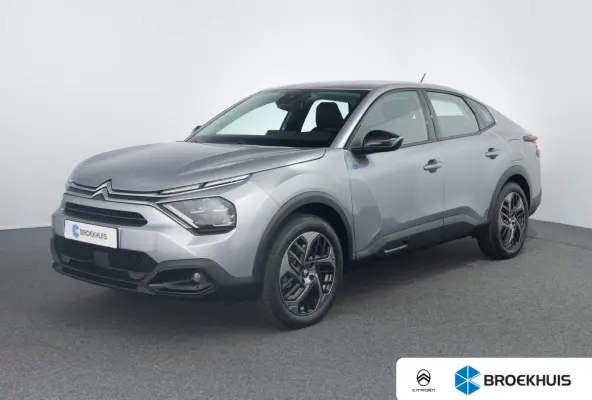 Plus 54 kWh | Carplay | Camera | Cruise | Clima | 18"LMV | Parkeersensoren |