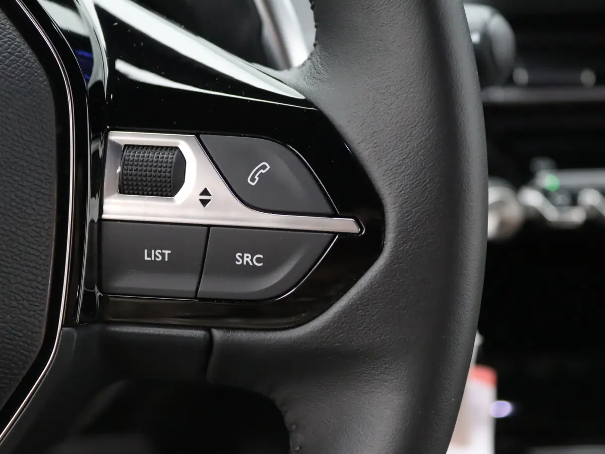1.2 Hybrid 136 Allure | Automaat | Carplay | Cruise | Clima | PDC V+A |