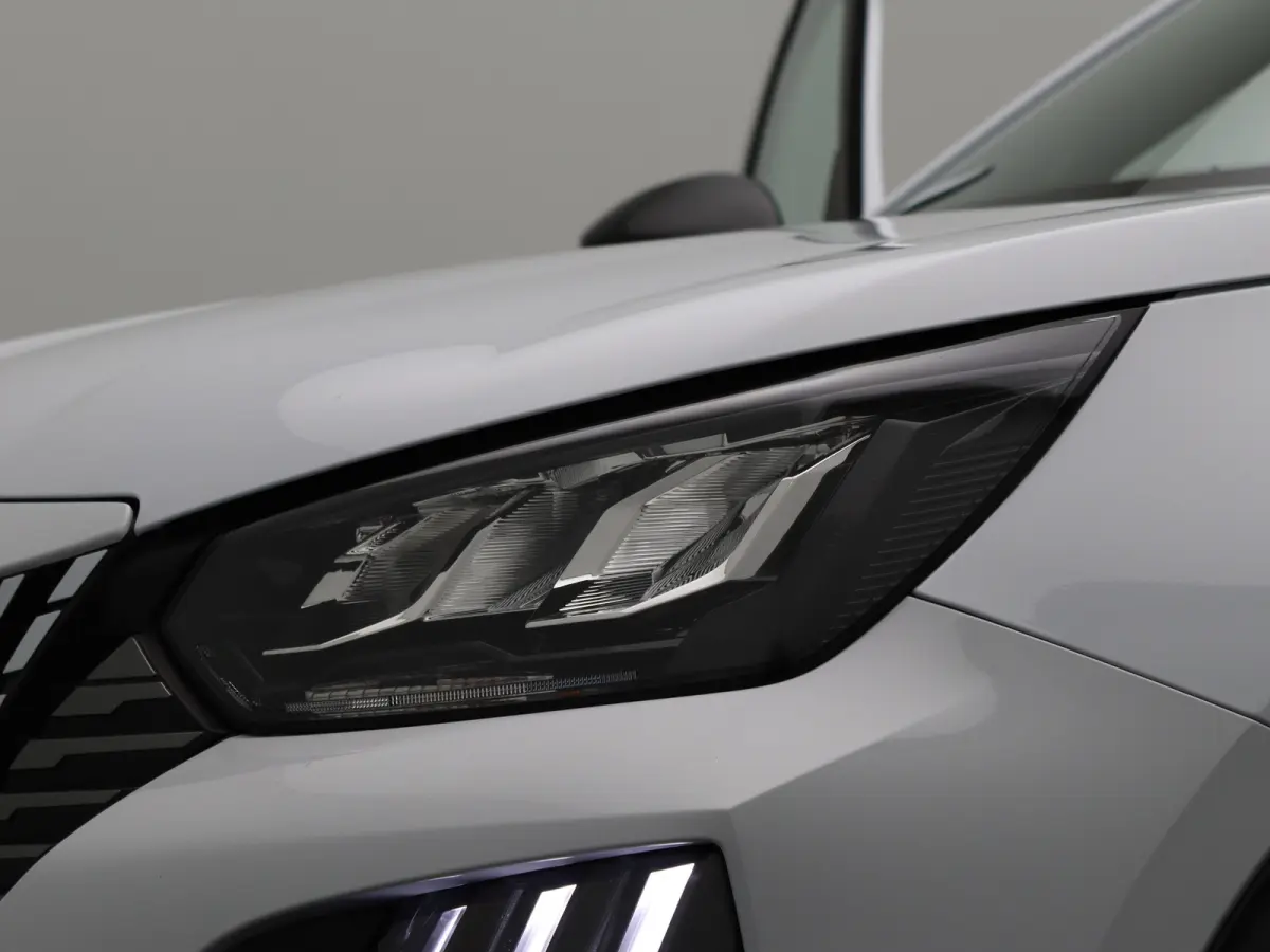 1.2 Hybrid 136 Allure | Automaat | Carplay | Cruise | Clima | PDC V+A |