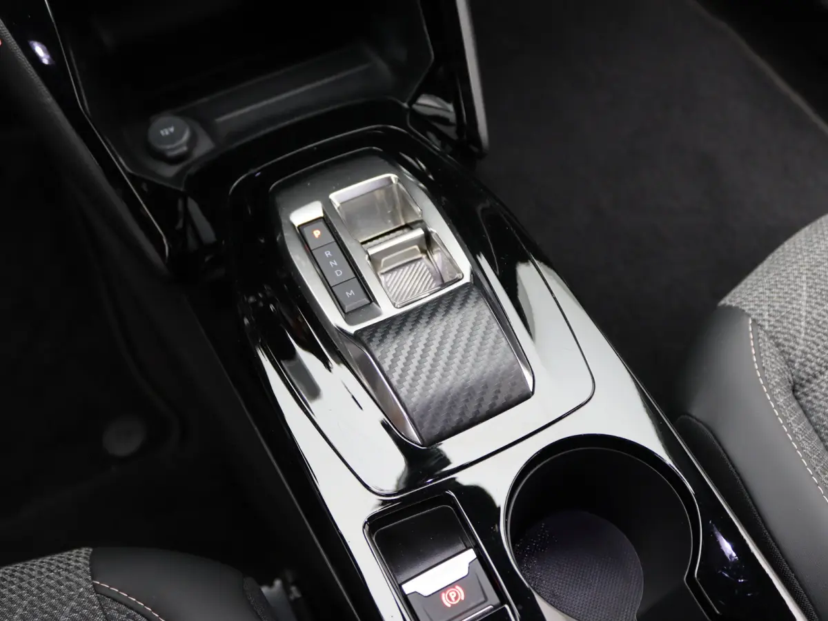 1.2 Hybrid 136 Allure | Automaat | Carplay | Cruise | Clima | PDC V+A |