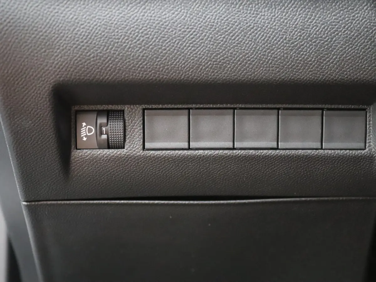 1.2 Hybrid 136 Allure | Automaat | Carplay | Cruise | Clima | PDC V+A |