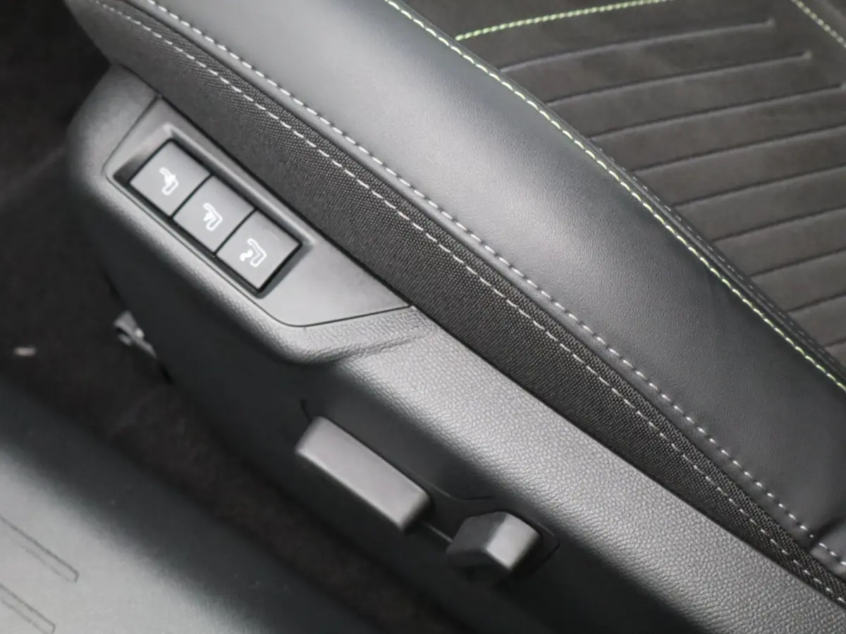 EV GT 51 kWh | 97% SOH | Carplay | Warmtepomp |  Keyless | 360* Camera | Stoelverwarming | Elek. stoel | Alcantara | Stoelmassage