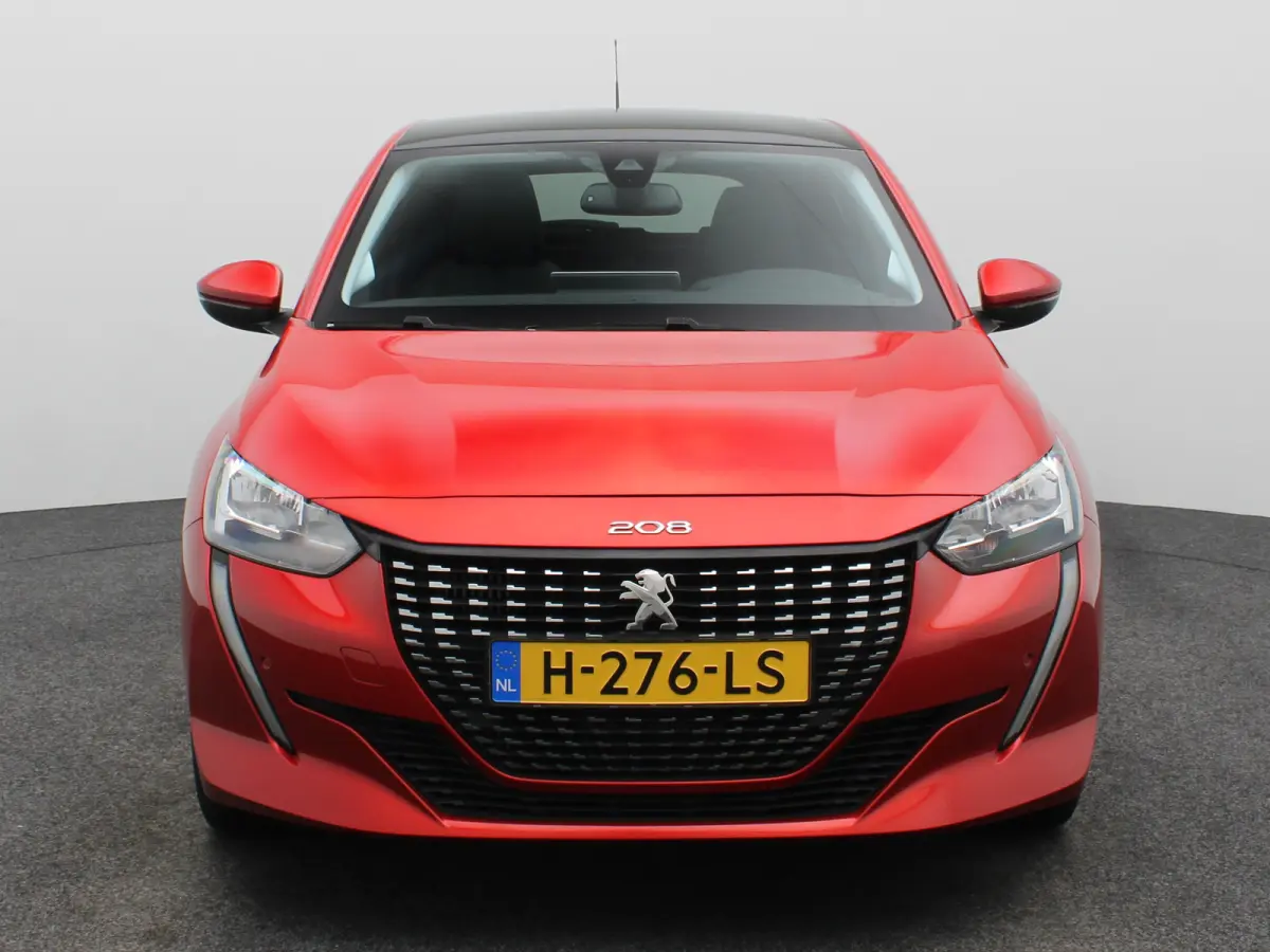 1.2 PureTech Allure | Panorama dak | Cruise | PDC V+A | Carplay | Navi | Camera |
