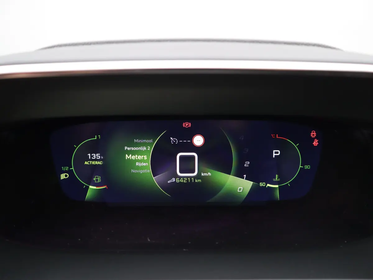 1.2 PureTech Allure | Panorama dak | Cruise | PDC V+A | Carplay | Navi | Camera |