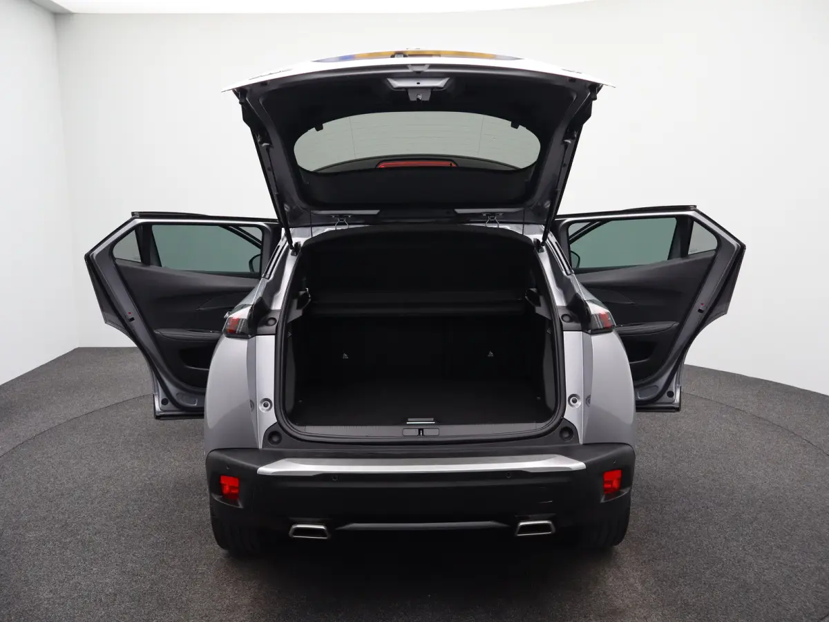 1.2 PureTech GT Pack 155 PK! | Panoramadak | Camera | Parkeersensoeren Voor en Achter | Alcantara Bekleding | Stoelverwarming | 18" Lichtmetalen Velgen | Adaptieve Cruise Control