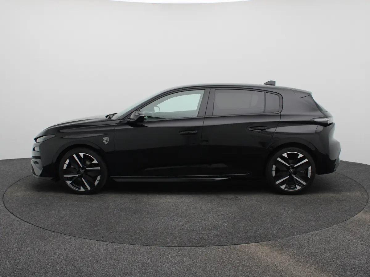 GT Hybrid 145 Apple Carplay | 8 Jaar Garantie | 360* Camera | PDC V+A | Dodehoekbewaking | 18" Lichtmetalen Velgen