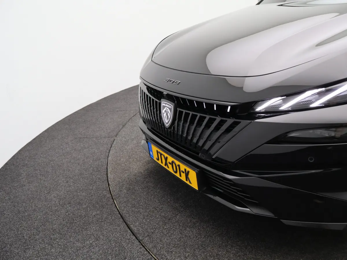GT Hybrid 145 Apple Carplay | 8 Jaar Garantie | 360* Camera | PDC V+A | Dodehoekbewaking | 18" Lichtmetalen Velgen