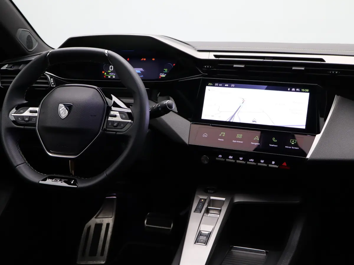 GT Hybrid 145 Apple Carplay | 8 Jaar Garantie | 360* Camera | PDC V+A | Dodehoekbewaking | 18" Lichtmetalen Velgen