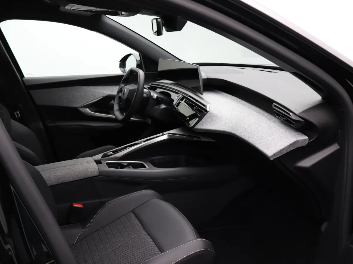1.2 Hybrid 136 Allure | 7-zits | Carplay | Adaptieve cruise | 360* Camera | Clima | PDCV+A |