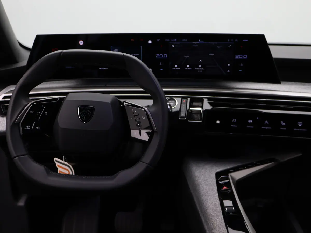 1.2 Hybrid 136 Allure | 7-zits | Carplay | Adaptieve cruise | 360* Camera | Clima | PDCV+A |
