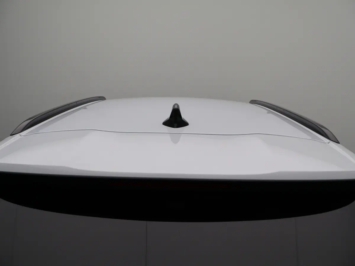 1.2 Hybrid 145 Allure | Apple Carplay | Camera | Adaptieve Cruise Control | Dodehoekdetectie | PDC V+A