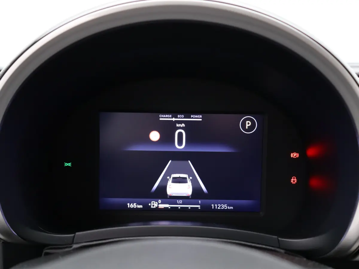 1.2 Hybrid La Prima | Camera | Steolverwarming | Elektrisch Verstelbare Bestuurdersstoel | Massagefunctie | Apple Carplay/Android Auto | Navigatie | Parkeersensoren Voor en Achter | Cruise C