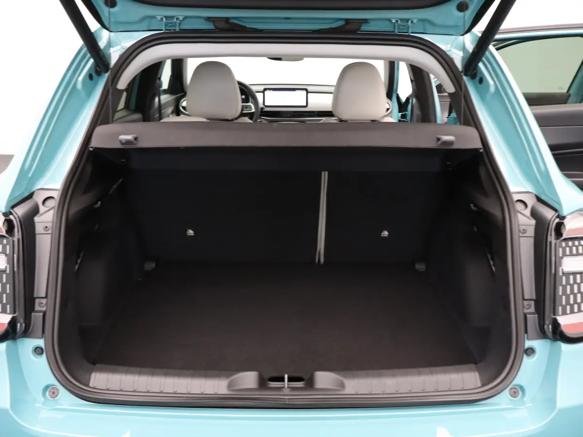 1.2 Hybrid La Prima | Camera | Steolverwarming | Elektrisch Verstelbare Bestuurdersstoel | Massagefunctie | Apple Carplay/Android Auto | Navigatie | Parkeersensoren Voor en Achter | Cruise C