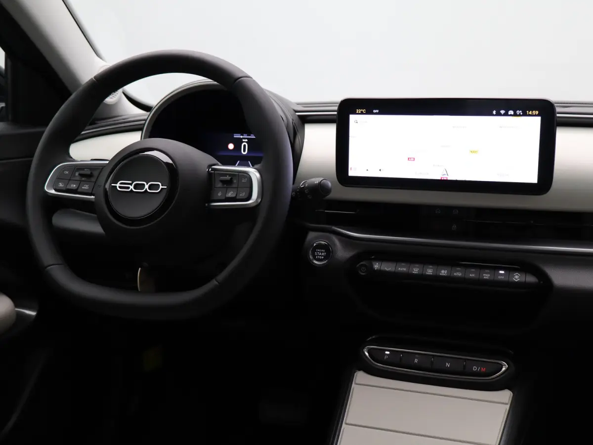 1.2 Hybrid La Prima | Camera | Steolverwarming | Elektrisch Verstelbare Bestuurdersstoel | Massagefunctie | Apple Carplay/Android Auto | Navigatie | Parkeersensoren Voor en Achter | Cruise C