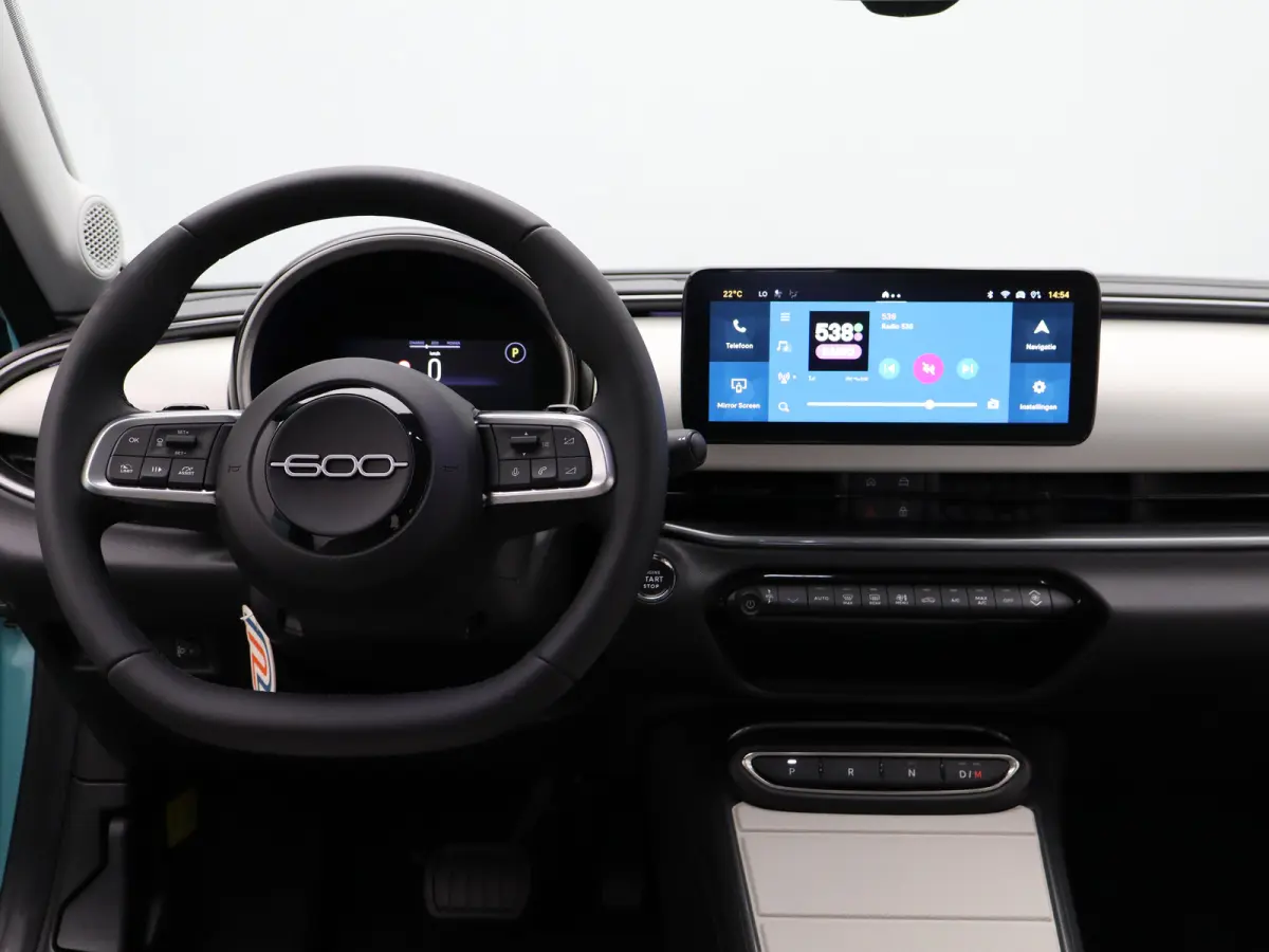 1.2 Hybrid La Prima | Camera | Steolverwarming | Elektrisch Verstelbare Bestuurdersstoel | Massagefunctie | Apple Carplay/Android Auto | Navigatie | Parkeersensoren Voor en Achter | Cruise C