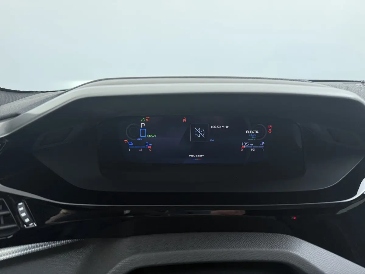 | Demo Deal | FULL OPTION | 1.6 Plug-in Hybrid 195 GT | Audio installatie | Dodehoek detectie | Matrix LED koplampen
