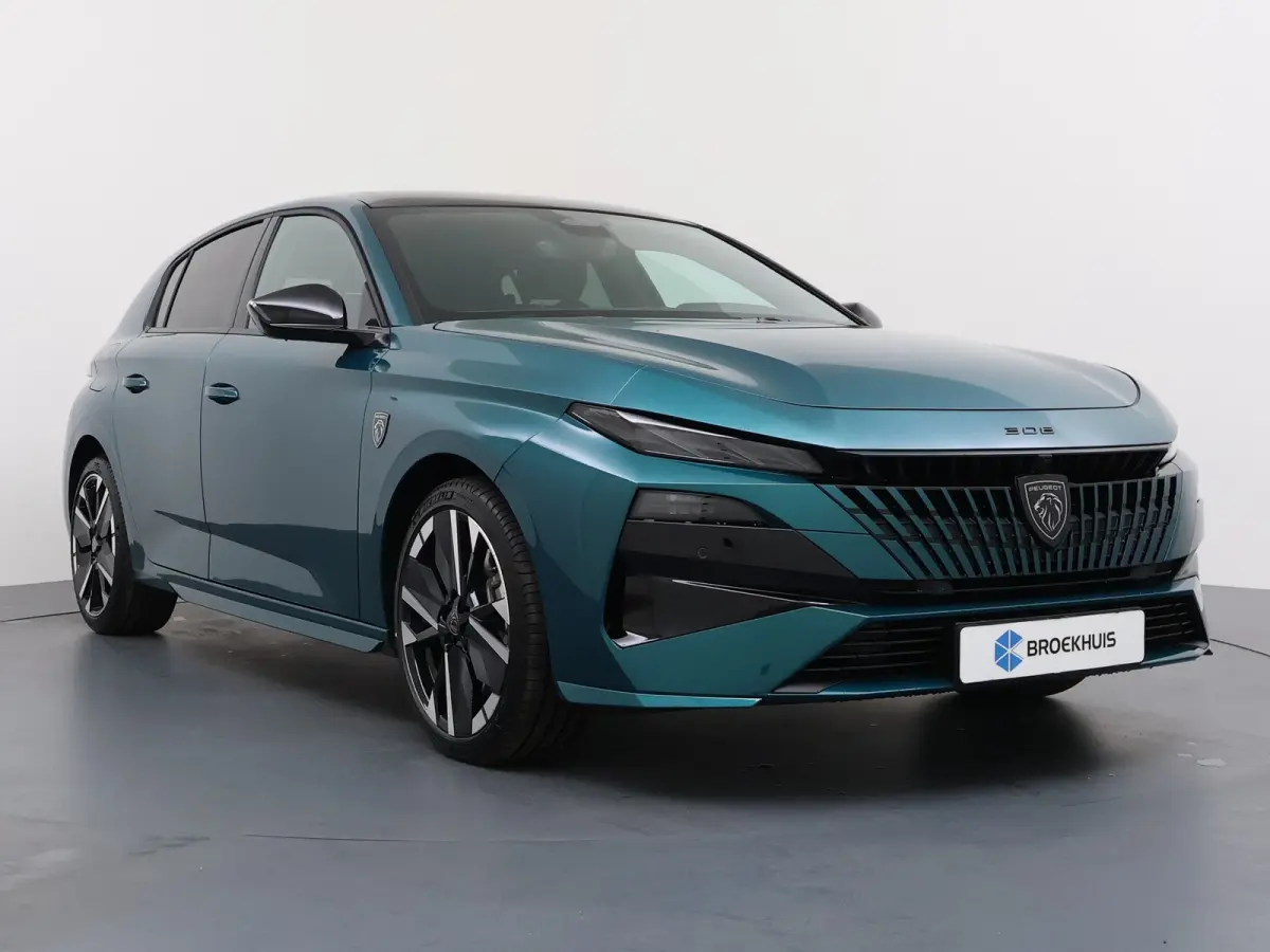 | Demo Deal | FULL OPTION | 1.6 Plug-in Hybrid 195 GT | Audio installatie | Dodehoek detectie | Matrix LED koplampen