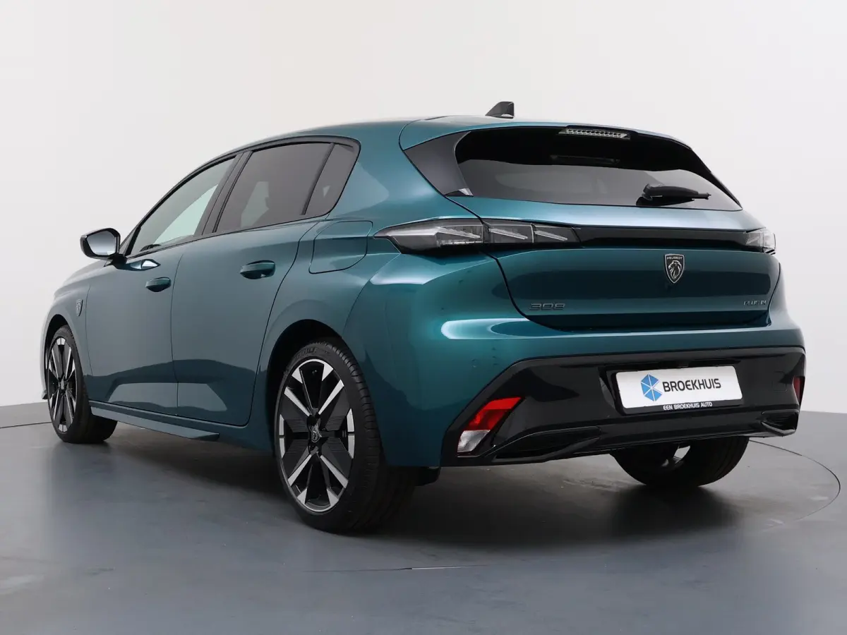 | Demo Deal | FULL OPTION | 1.6 Plug-in Hybrid 195 GT | Audio installatie | Dodehoek detectie | Matrix LED koplampen
