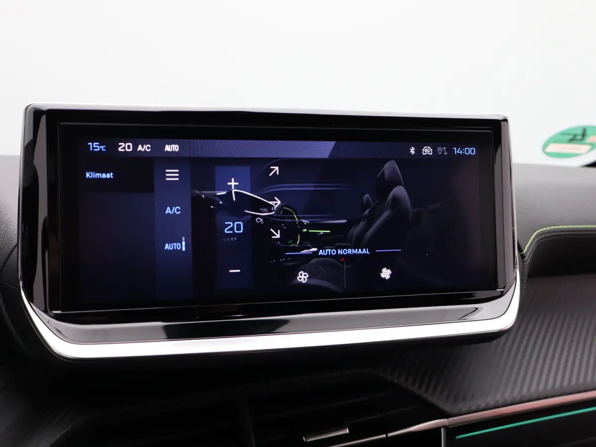 Hybrid 100 e-DCS6 GT | Achterbank in delen neerklapbaar | Achterruitverwarming | Achteruitrijcamera