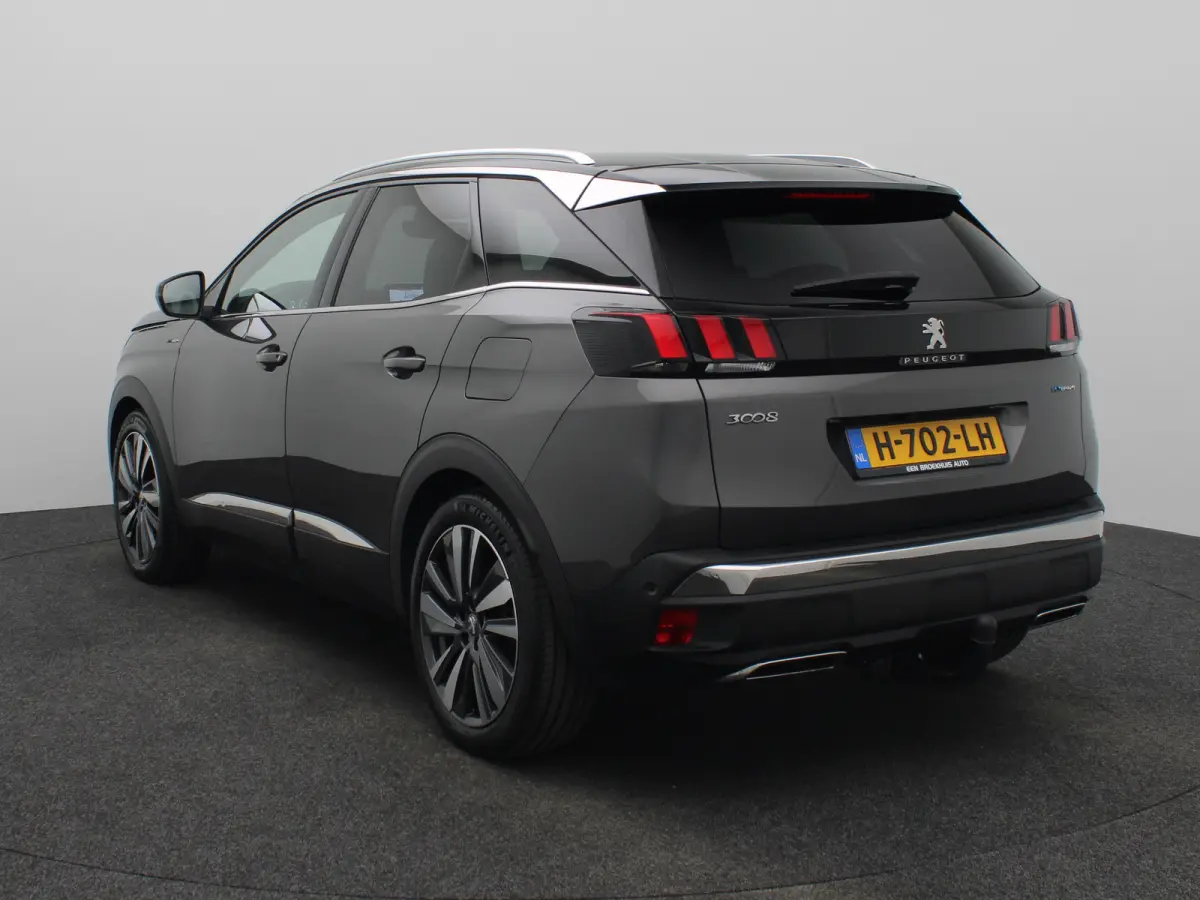 1.6 HYbrid4 300 GT Avantage | 4WD | Achteruitrijcamera | Dodehoekdetectie | Apple Carplay/Android Auto